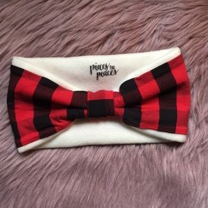 NWOT Buffalo plaid fleece head band